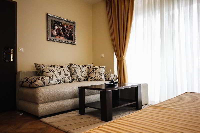 Hotel Villa Ragusa Skopje Exteriör bild